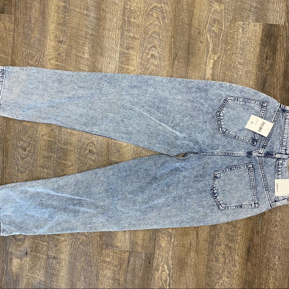 Forever 21 Mom Jeans - Picture 2 of 4